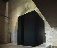 Shirazeh Houshiary, Breath, 2013. Four-channel video installation, 675 x 400 x 543 cm, Installation impression, 2013, © The artist. Courtesy of Lisson Gallery, London.