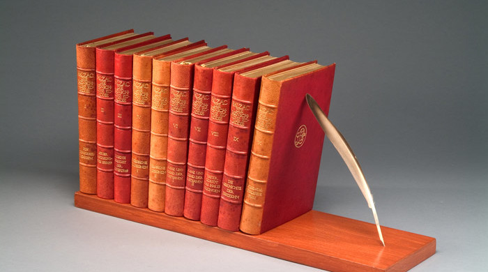 Books_BV-790.Mit-feder_opt