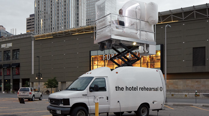 Alex Schweder, The Hotel Rehearsal, 2013. Performance image courtesy of Cristobal Palma