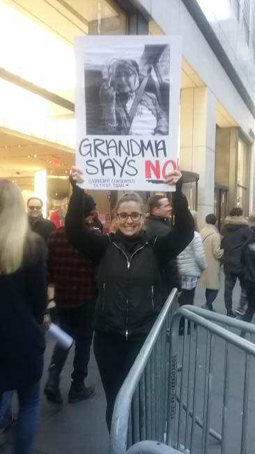 Protesters of all ages take part in the Women's March on NYC on Jan. 21, 2017, in Manhattan. (Credit: NY Arts/ J. Gora) 